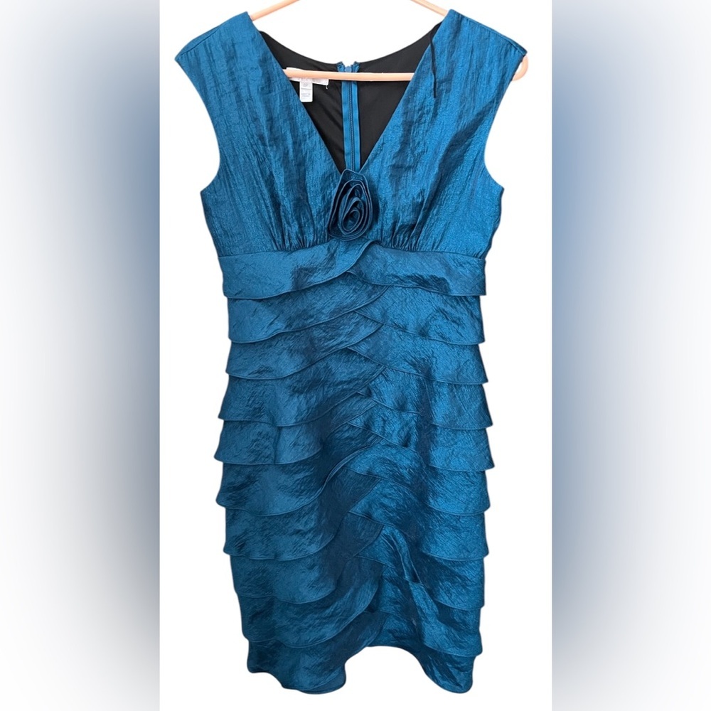 *London Times Petite Blue Ruffled Tiered Cocktail Dress 8P